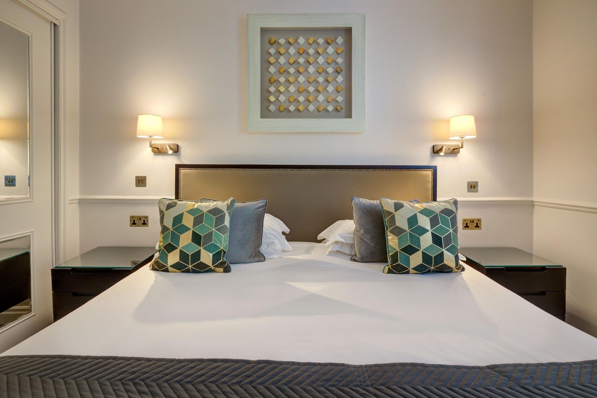 Collingham Serviced Apart-hotel 4*